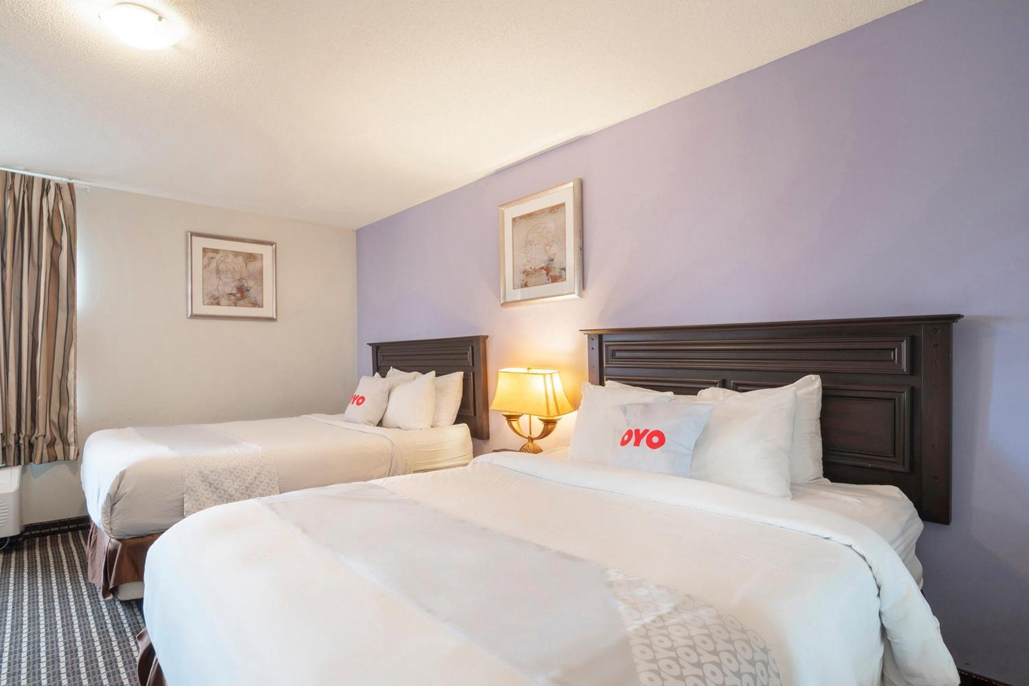 Oyo Townhouse Houston Airport North Hotel Exterior foto