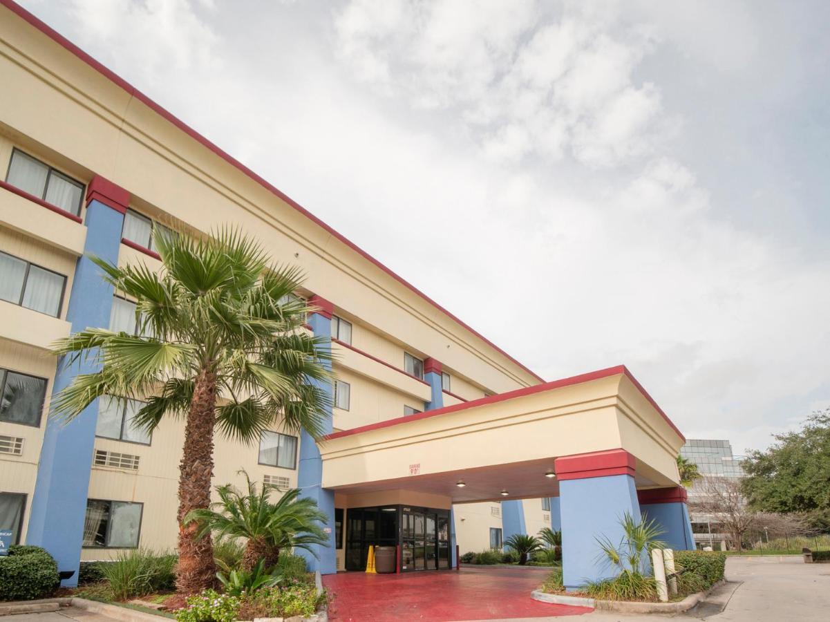 Oyo Townhouse Houston Airport North Hotel Exterior foto